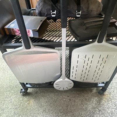 Pizza making accessories