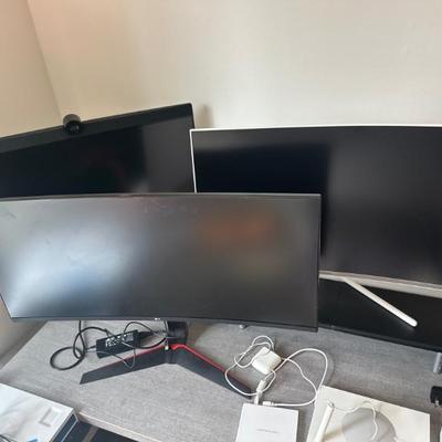 Monitors including gaming ones