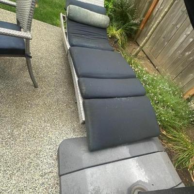 Lounge chair