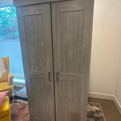 Expandable craft cabinet (closed view)