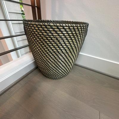 Decorative basket