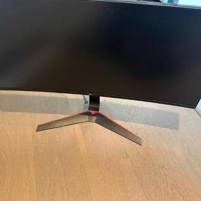 LG monitor