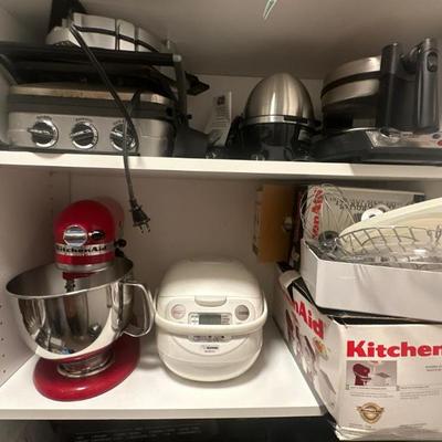 Small kitchen appliances - Kitchen Aid blender, rice cooker, waffle maker, indoor grill