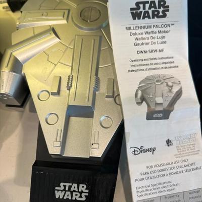 Star Wars Millennium Falcon Deluxe Waffle Maker