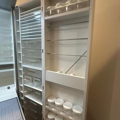 Craft cabinet (side doors with storage accessories)