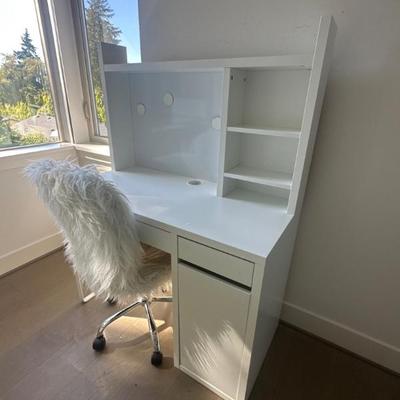 Desk & office chair