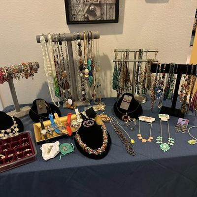 Sale Photo Thumbnail #36
