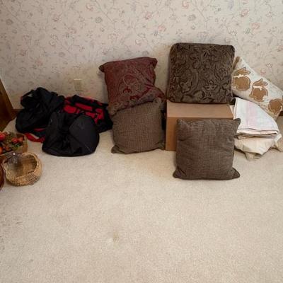 Sale Photo Thumbnail #116