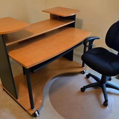 Wooden Desk & Office Chair