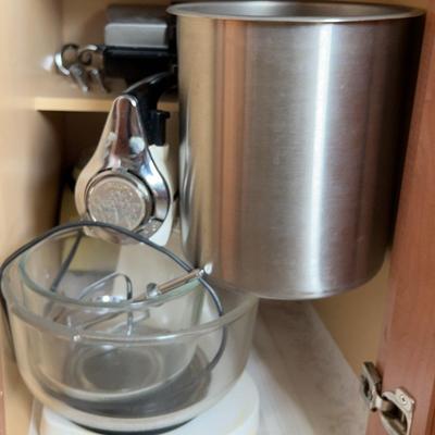 Vintage Sunbeam Mixer, Bakeware, Kitchen Tools And More 