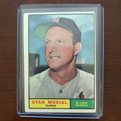 1961 Topps Baseball Card. Stan Musial #290