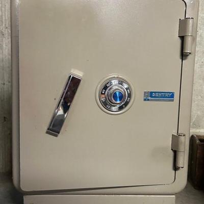 Sentry Floor Safe