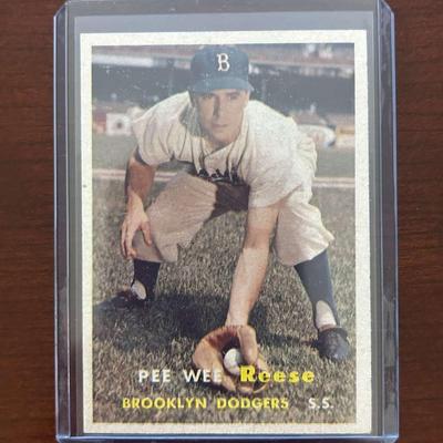 1957 Topps Baseball Card. Pee Wee Reese #30