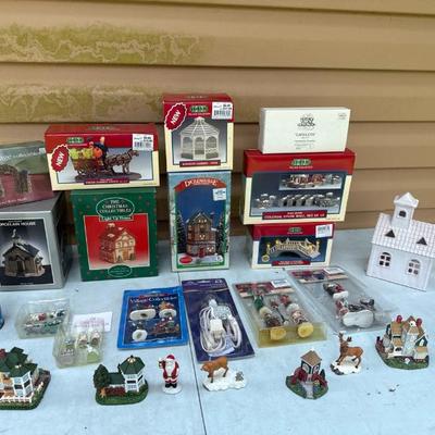 Sale Photo Thumbnail #314
