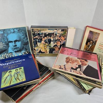 Collection of vintage music- 45s & 33 vinyls 