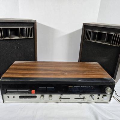 vintage Magnavox console stereo system/ 8-track player and an AM/FM radio