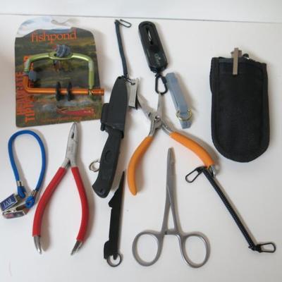 Fishing Tool Lot of 8+