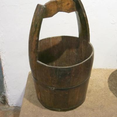 Primitive Chinese Wood Water Bucket