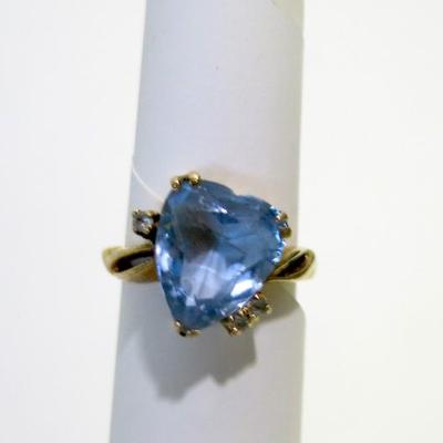 Romany Jewelers Heart Shaped Aquamarine and Diamond 14k Gold Ring 