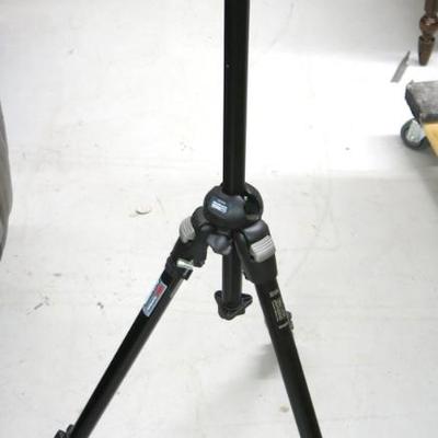 Manfrotto 3021BPro Tripod