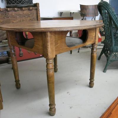 Round Games Table with Four Chairs