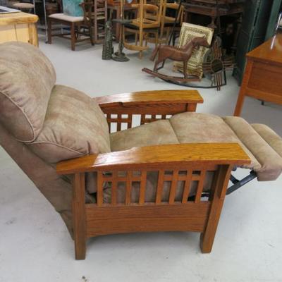 La-Z-Boy Mission Style Upholstered Recliner