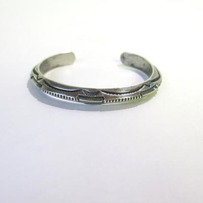 Carinated Sterling Navajo Cuff Bracelet