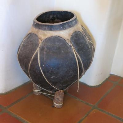 Tarahumara Pot on Wooden Stand