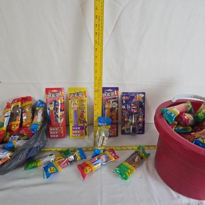 BIG collection of PEZ