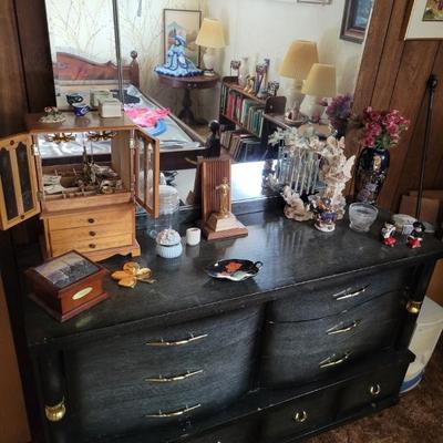 Sale Photo Thumbnail #176