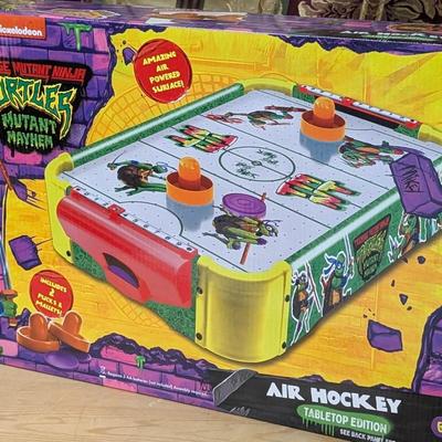 Nickelodeon Teenage Mutant Ninja Turtles Mutant Mayhem Tabletop Air Hockey