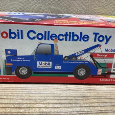 Mobil Collectable Toy Truck 