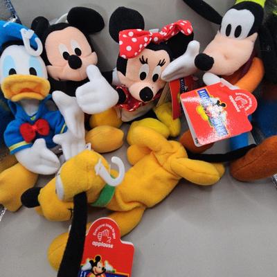 Disney Applause Plush Lot NWT Micky Minnie Donald Goofy Pluto