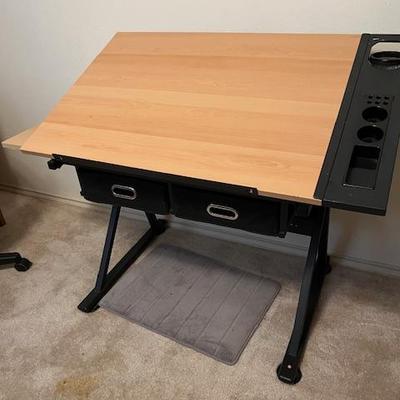 Sale Photo Thumbnail #72: Drafting Table