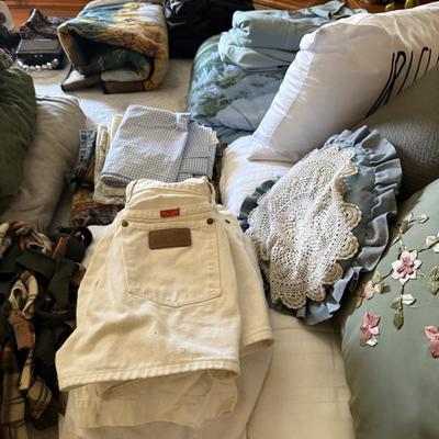 Sale Photo Thumbnail #372