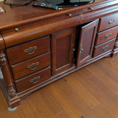 Sale Photo Thumbnail #37