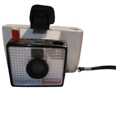 Sale Photo Thumbnail #30: 1970's Vintage Polaroid Swinger Land Camera Model 20
