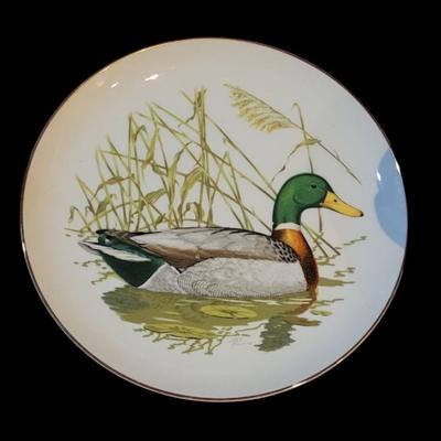 Sale Photo Thumbnail #10: Vintage Waterfowl Porcelain Plate Collectable 1979 Ned Smith