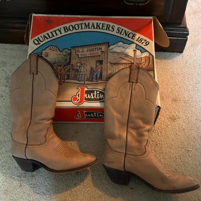 Sale Photo Thumbnail #30