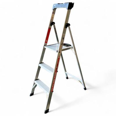 Sale Photo Thumbnail #285: Little Giant Xtra-Lite Aluminum Stepladder