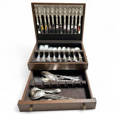 Sale Photo Thumbnail #42: 102-Piece Gorham Strasbourg Sterling Silver Flatware Set (3940g)