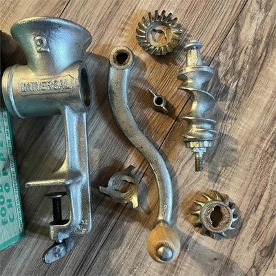 Sale Photo Thumbnail #21: Union Mfg. Co. Universal No. 2 Food and Meat Chopper/Grinder