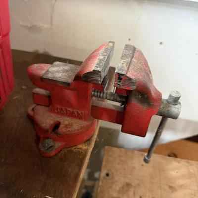 Sale Photo Thumbnail #185