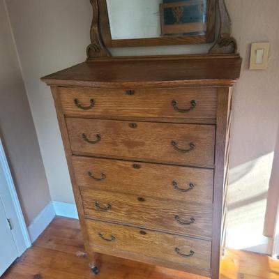 Sale Photo Thumbnail #9: oak dresser