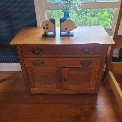 Sale Photo Thumbnail #7: oak commode