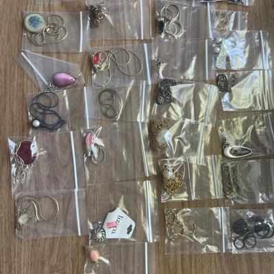 Sale Photo Thumbnail #996