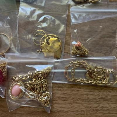Sale Photo Thumbnail #991