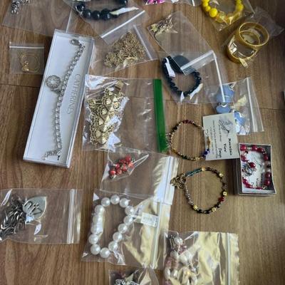 Sale Photo Thumbnail #1058