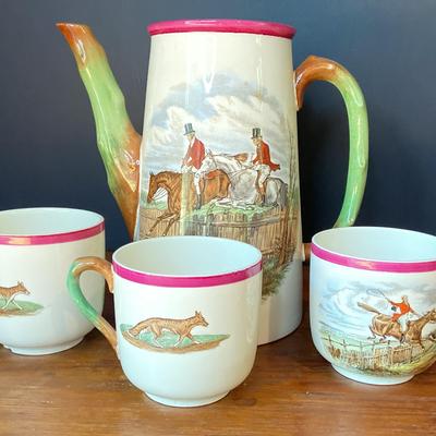 Copeland Spode England Red Rim Teapot And Three Teacups