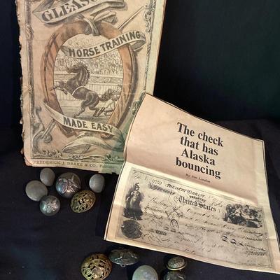 Vintage Gleason’s Horse Training Made Easy Fredrick J. Drake And Vintage Buttons